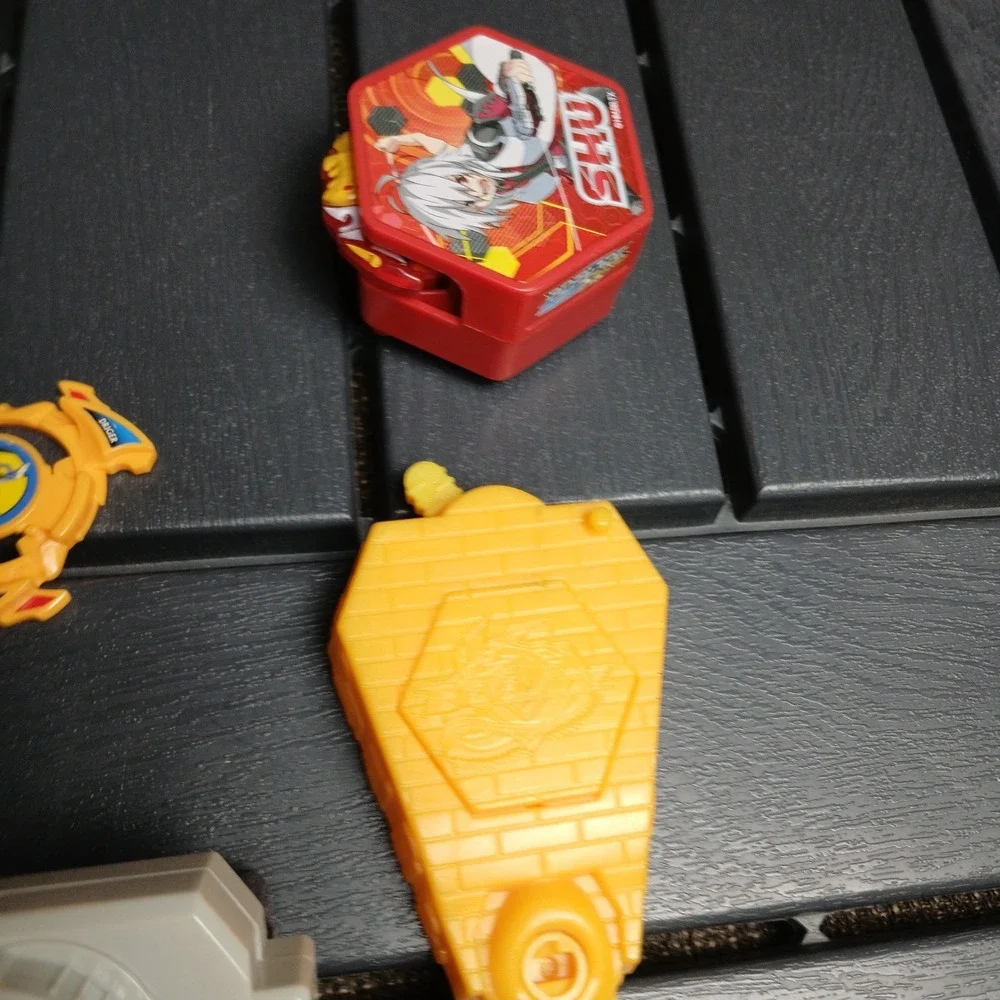 VTG White Dragoon G Tyson RC Grip Beyblade Launcher Takara V Force + Extras - ZC